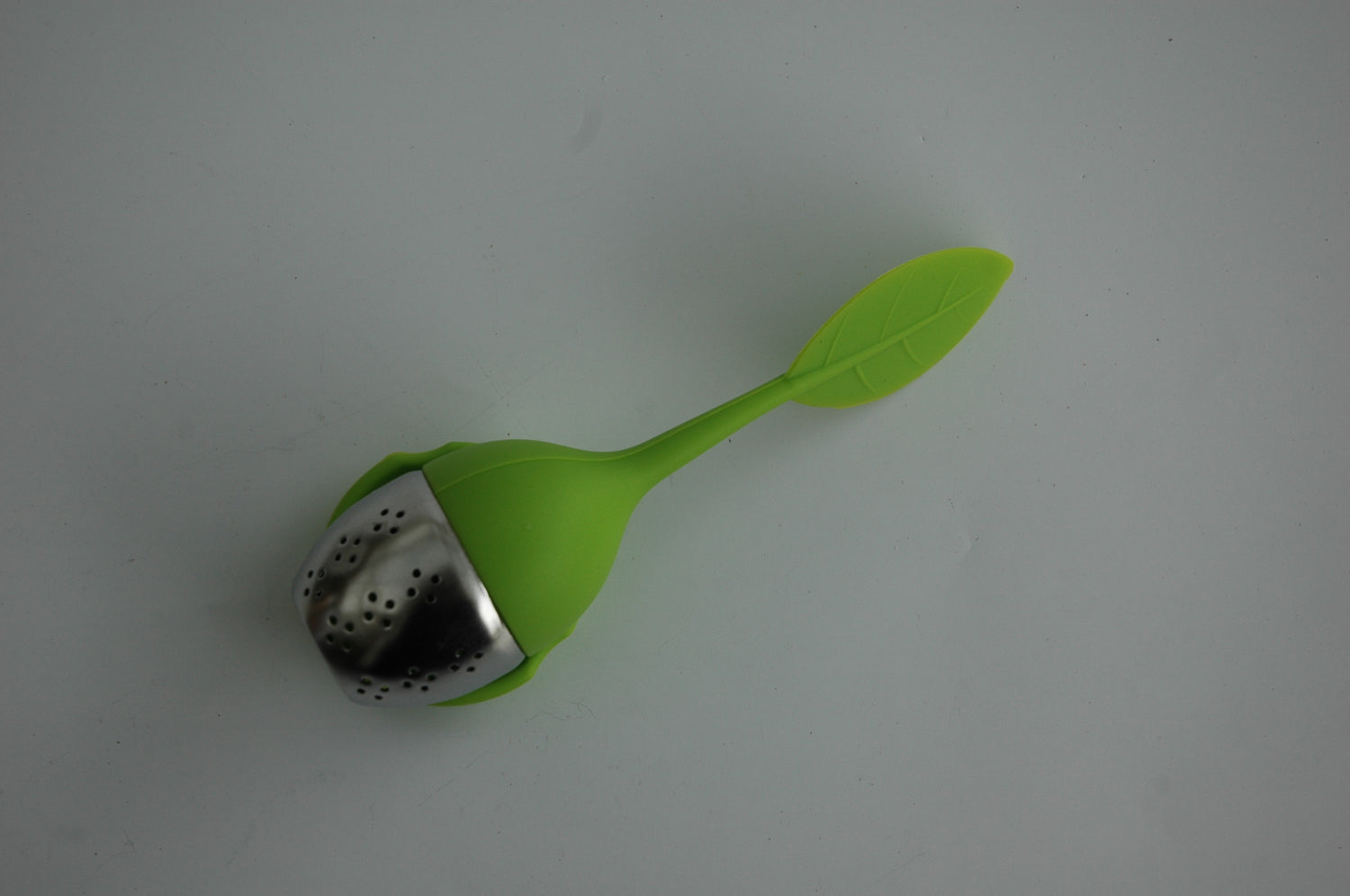 Stainless Steel Tea Ball Leaf Strainer