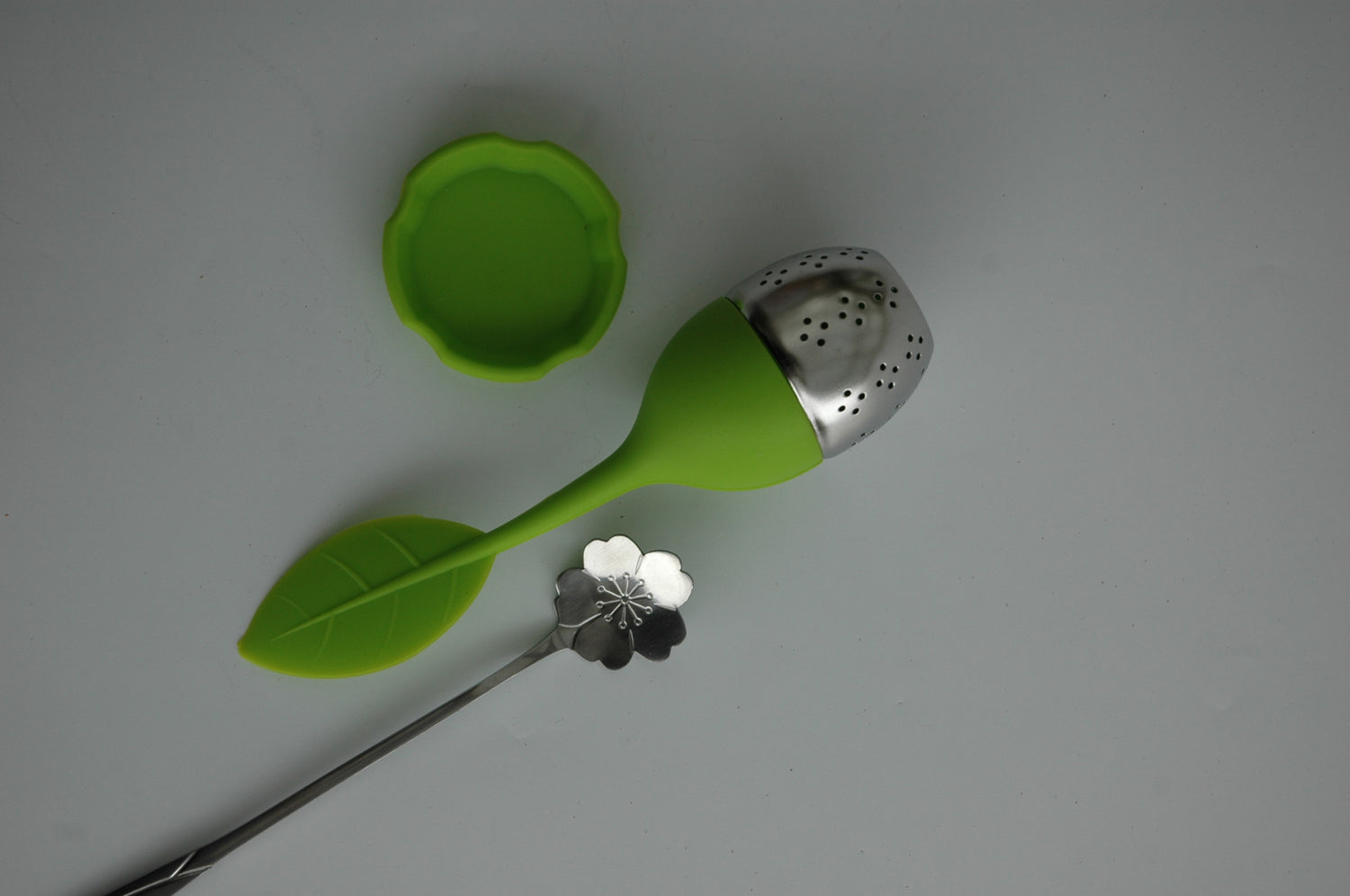 Stainless Steel Tea Ball Leaf Strainer